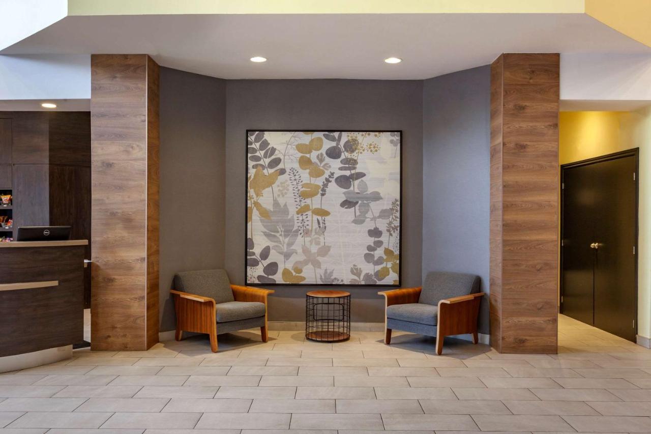 Quality Inn Airport West Mississauga Exterior foto