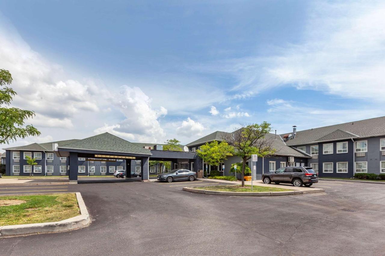 Quality Inn Airport West Mississauga Exterior foto